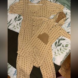 Kate Quinn mama and me set